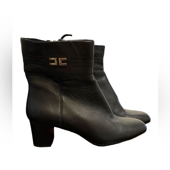 Bandolino black heeled booties. Size 5.5. - Picture 9 of 9